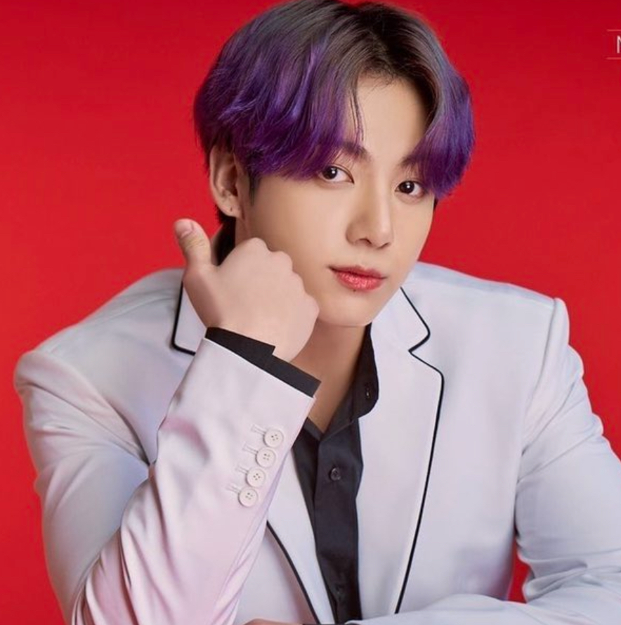 Foto aktivitas terbaru Jungkook (BTS)