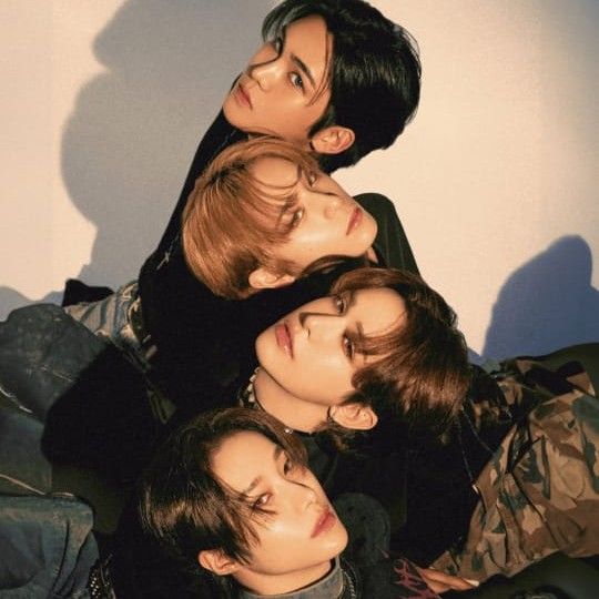 Behind-the-scenes cut of XLOV