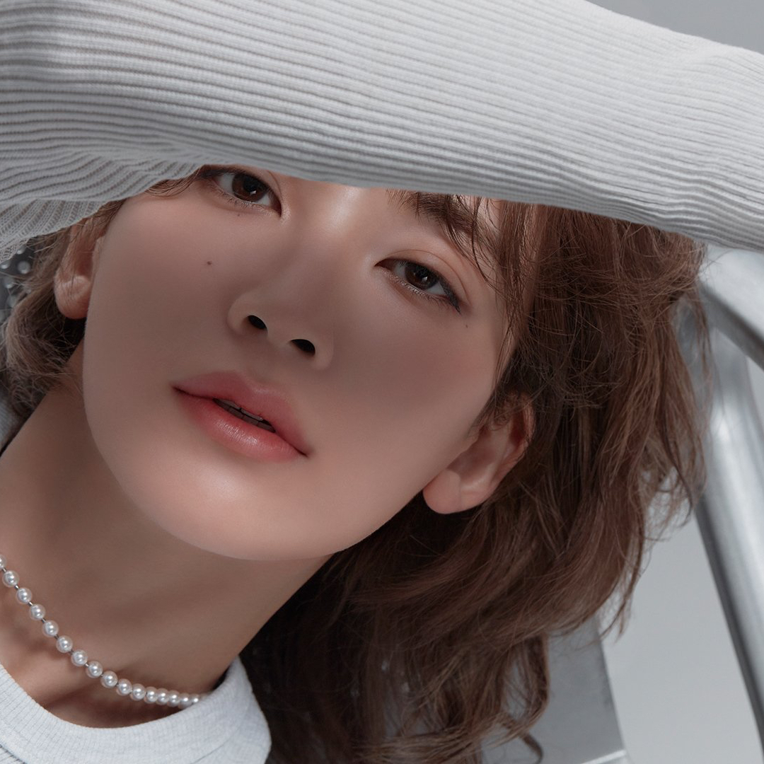 Recent activity shot of Jeonghan (SEVENTEEN)
