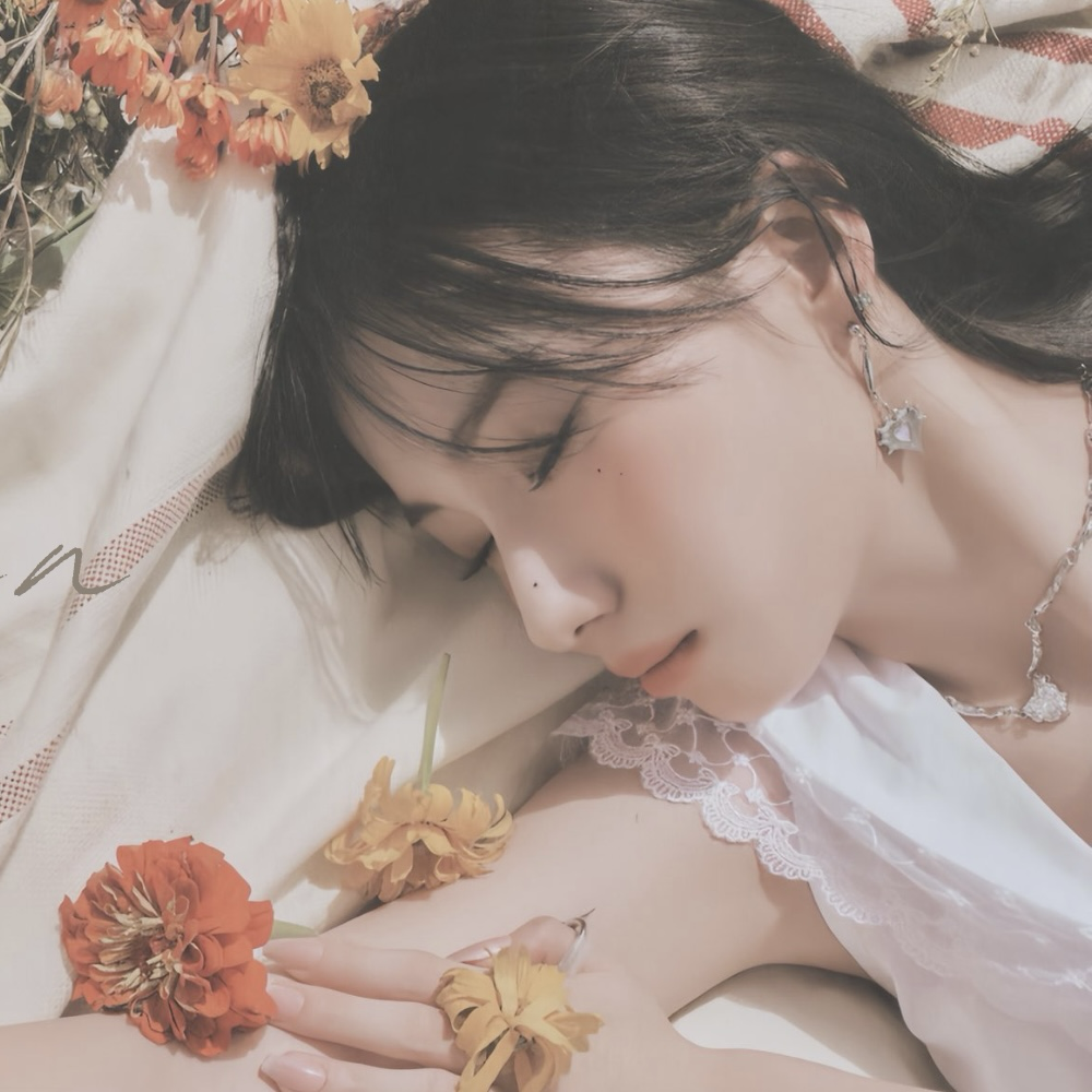 Behind-the-scenes cut of Seo Youngeun (Kep1er)