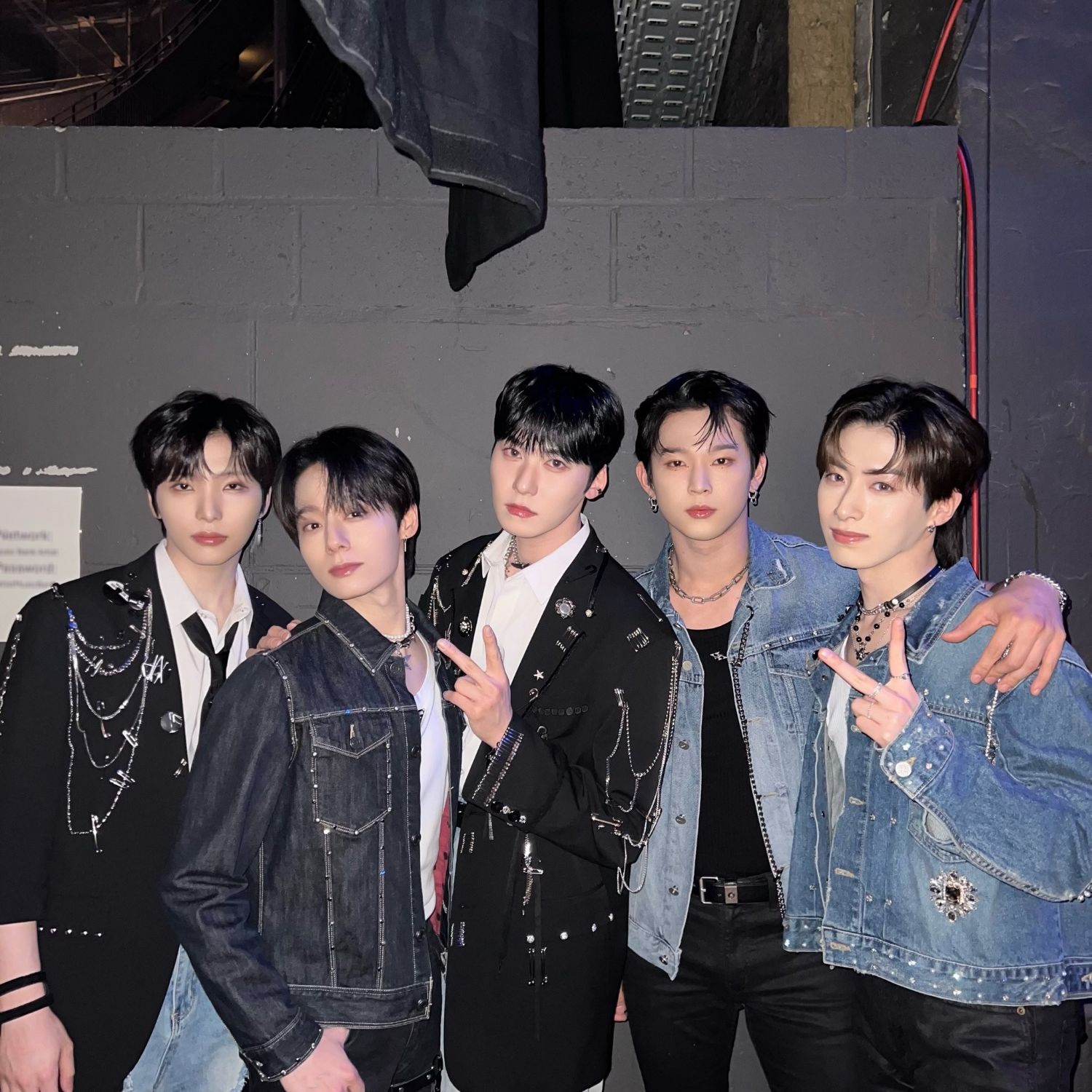 Recent activity shot of Seoho (ONEUS)
