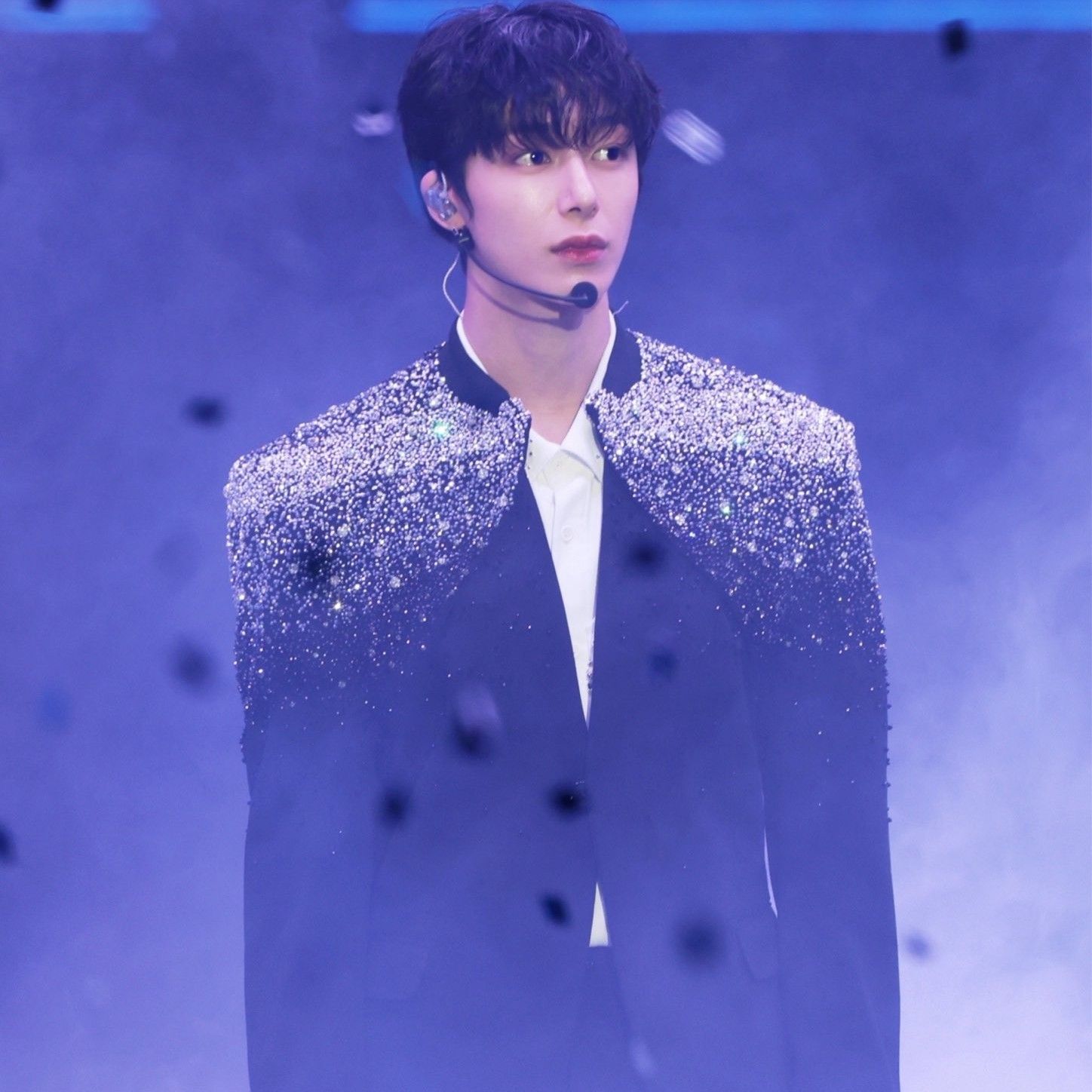 Behind-the-scenes cut of MONSTA X