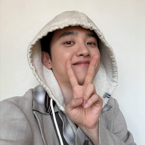 Behind-the-scenes cut of D.O. (EXO)