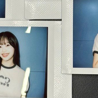 A moment captured by Chuu's fan