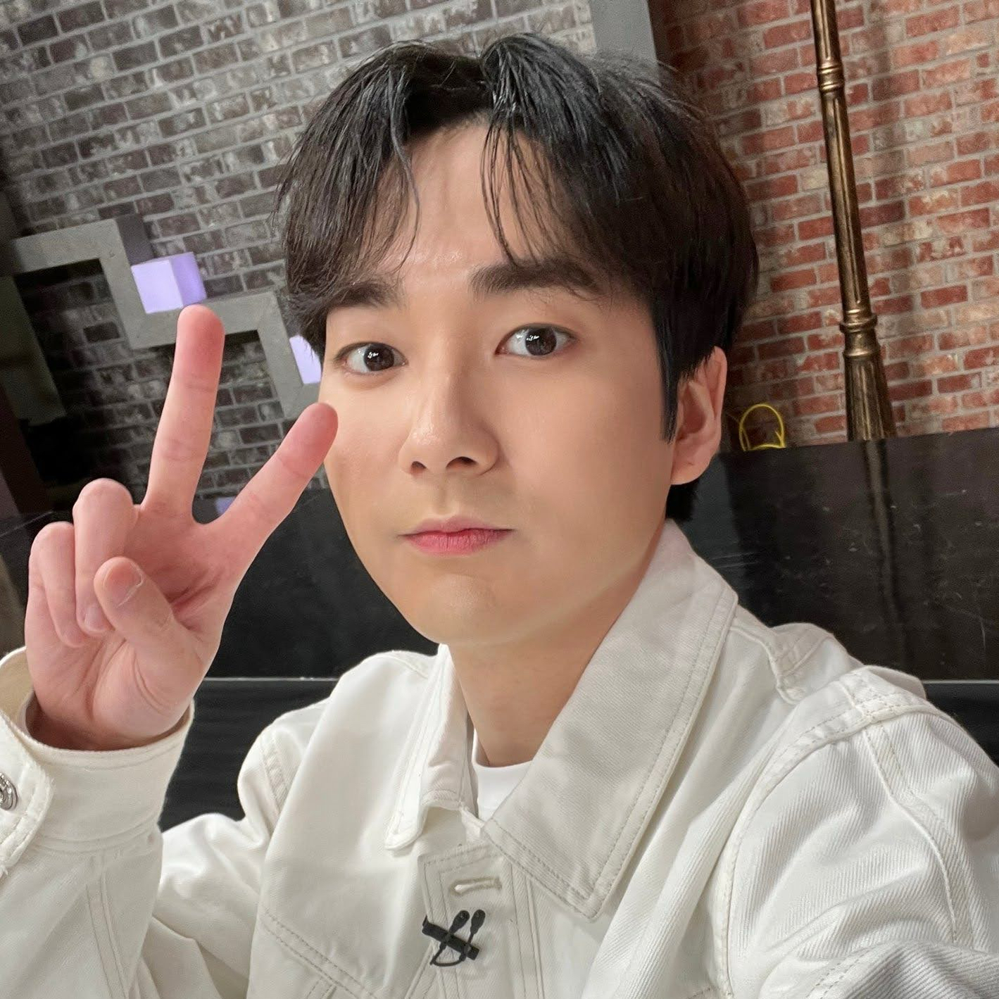Latest photo of Aron