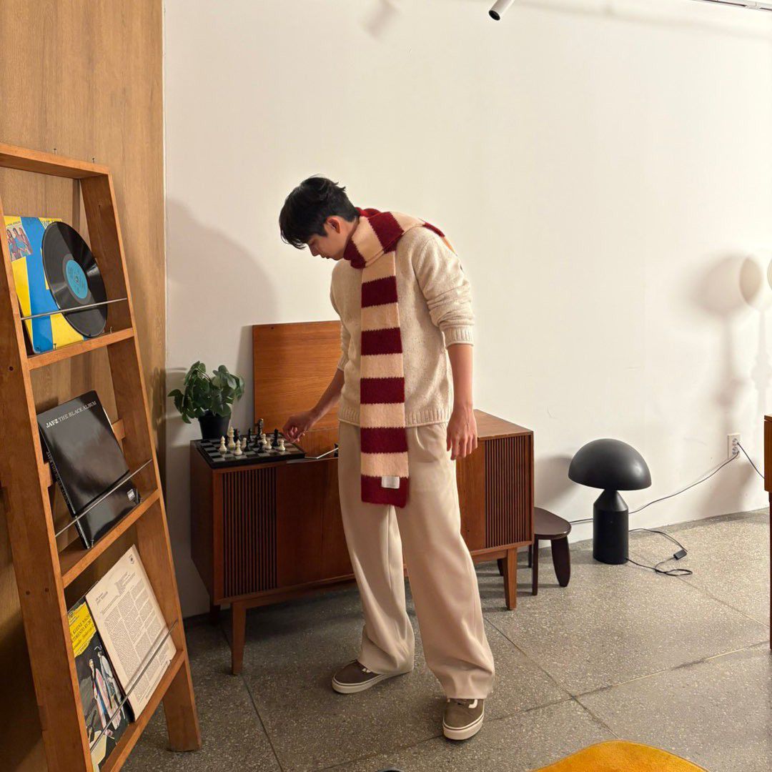 Behind-the-scenes cut of MJ (ASTRO)