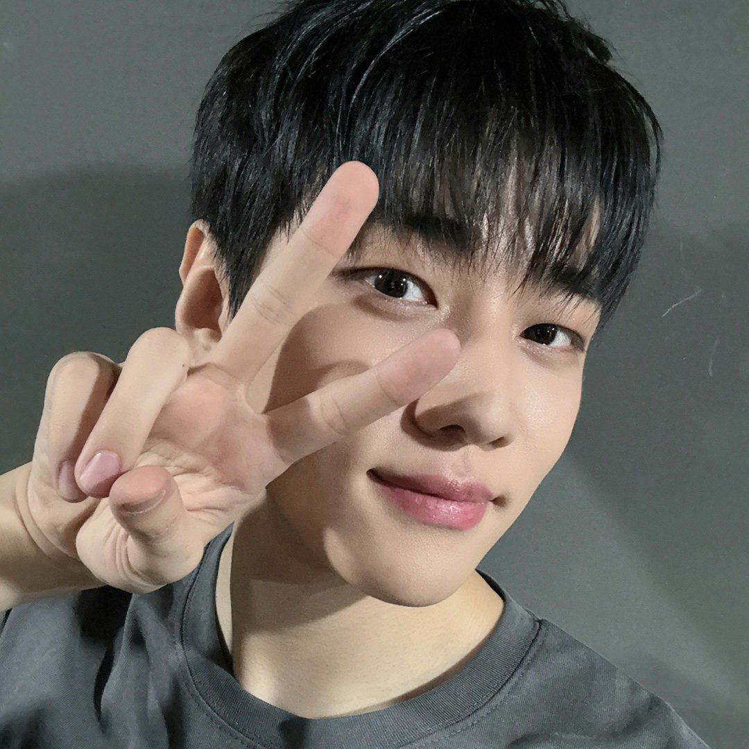 Recent activity shot of Jaechan (DKZ)