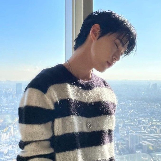 도영 (NCT 127)의 최신 사진