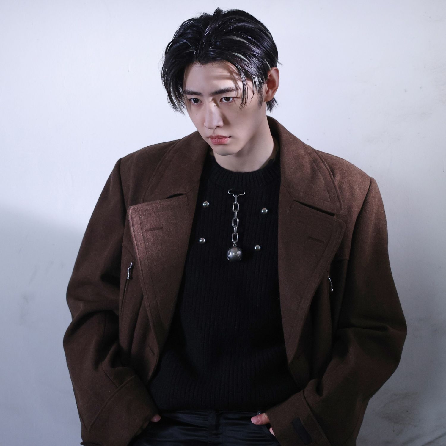 Foto aktivitas terbaru Sunghoon (ENHYPEN)