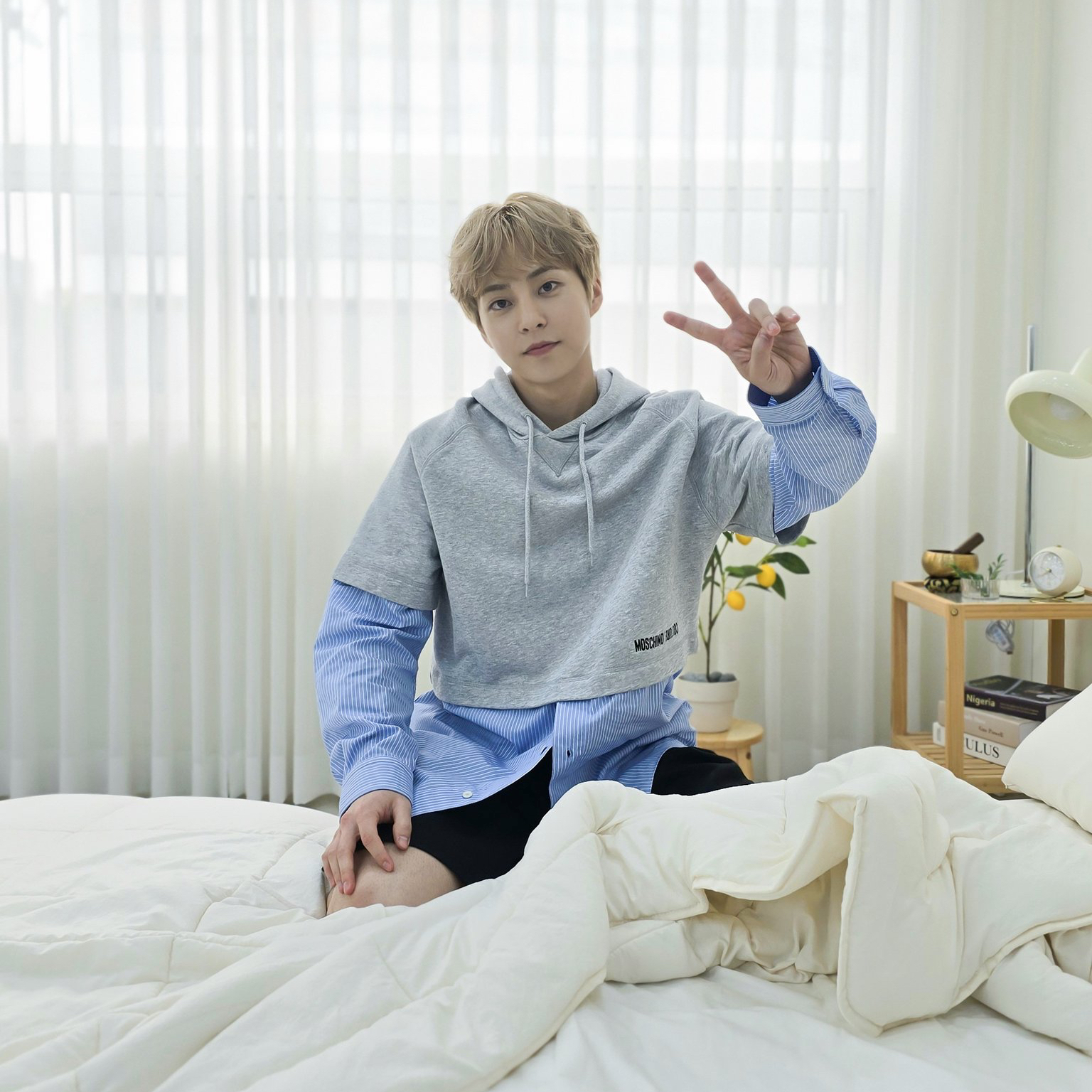 Behind-the-scenes cut of Xiumin (EXO)