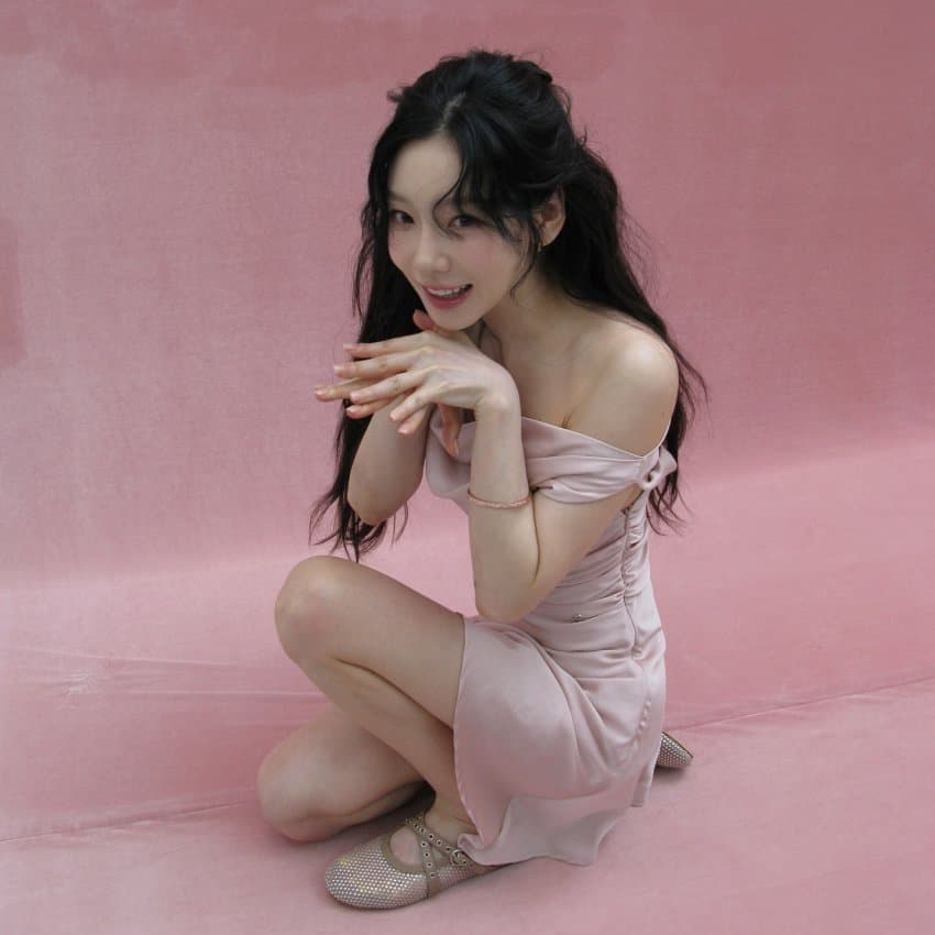 Recent activity shot of Taeyeon (Girls' Generation)
