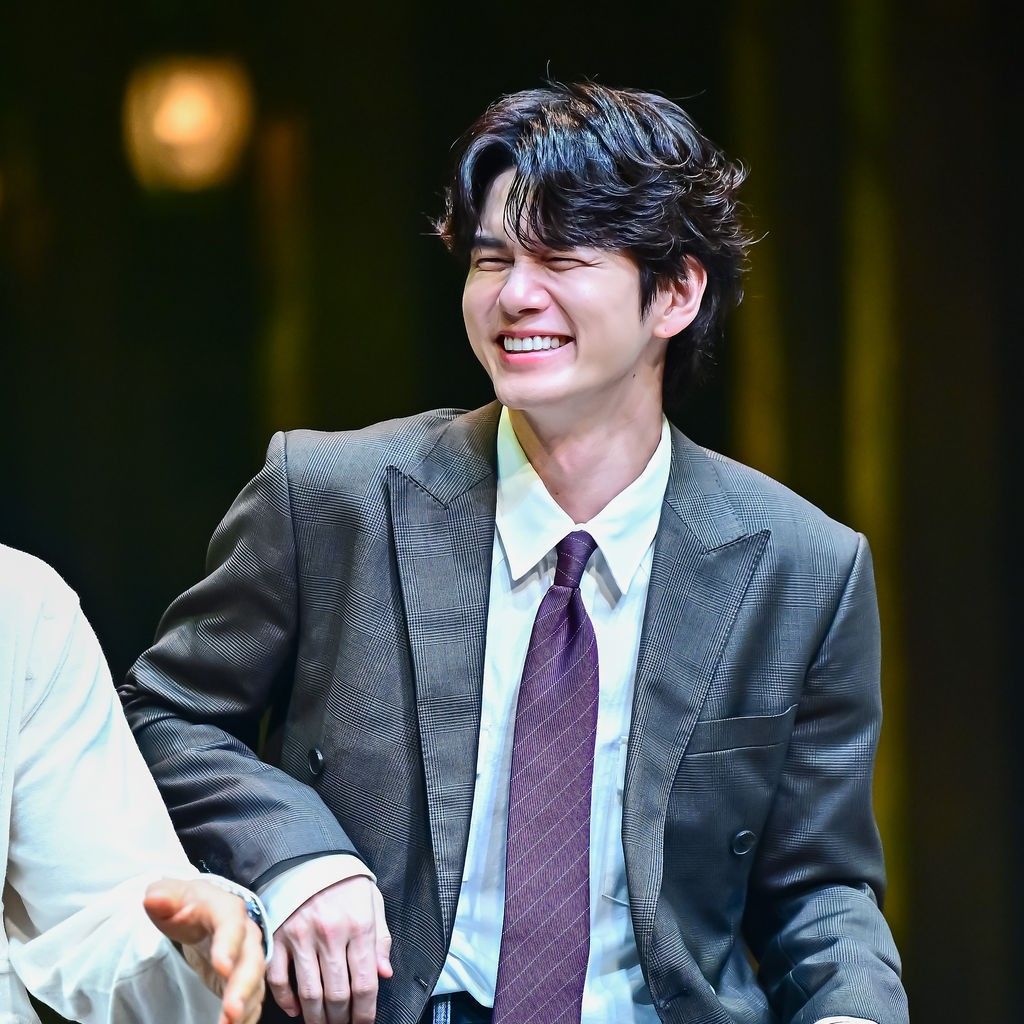 Behind-the-scenes cut of Ong Seongwu