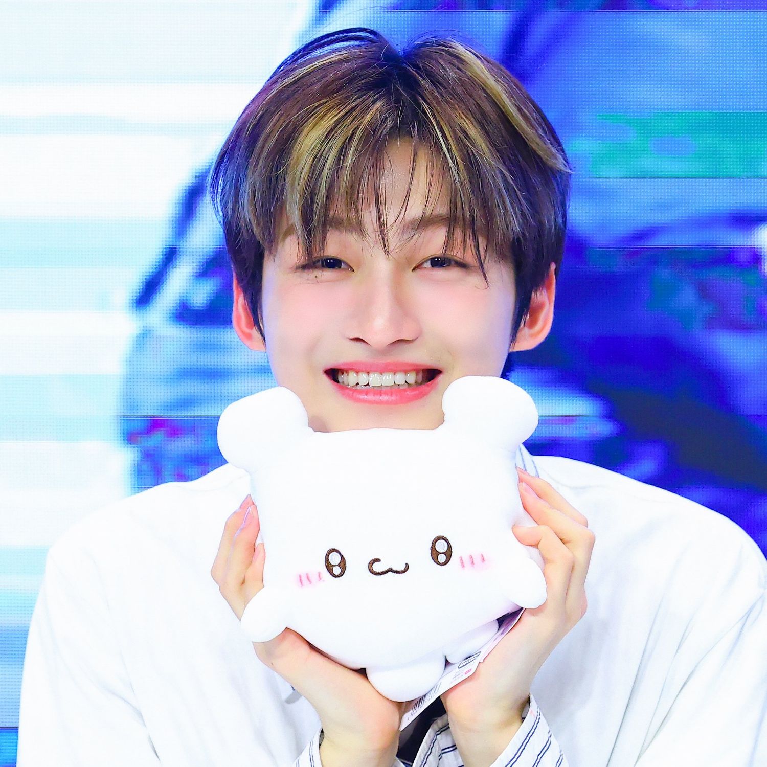 Recent activity shot of Jihoon (TWS)