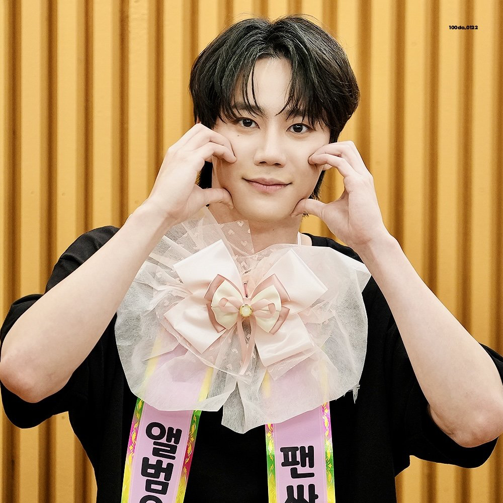 A moment captured by Lee Junyoung's fan