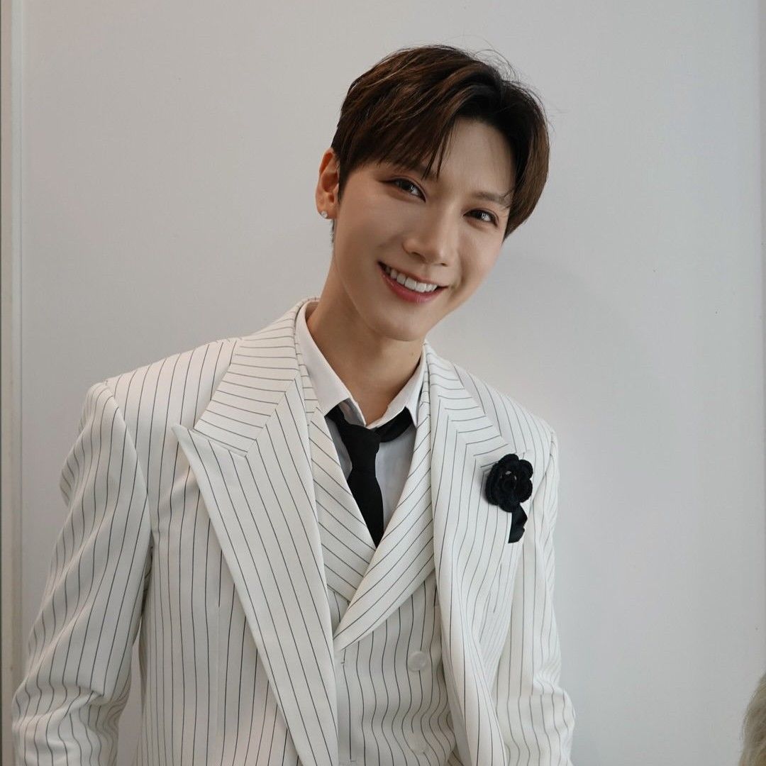 TEN (WayV)的幕后花絮