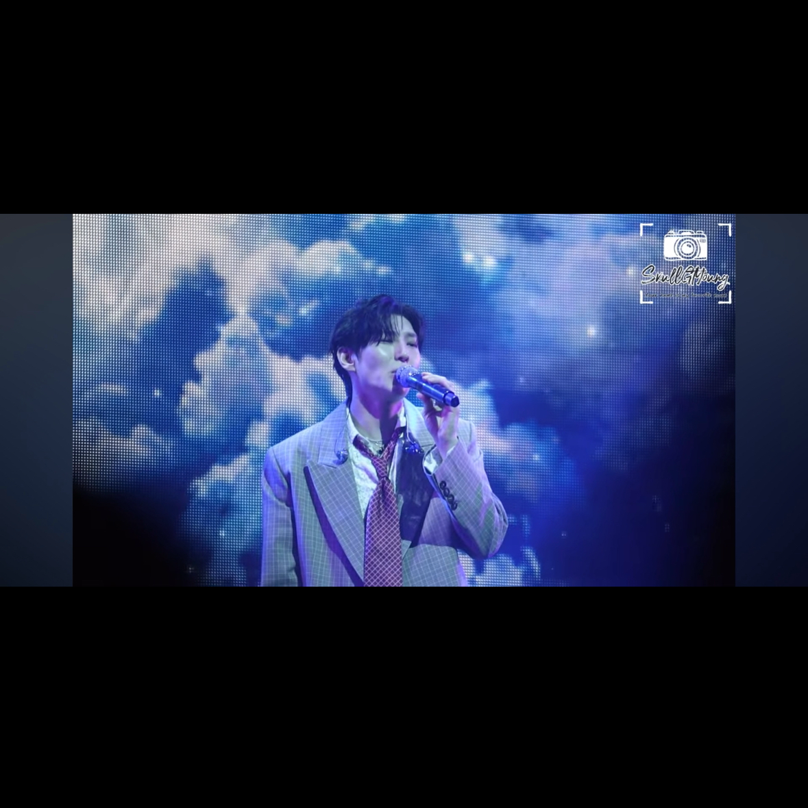 Recent activity shot of LEO (VIXX)