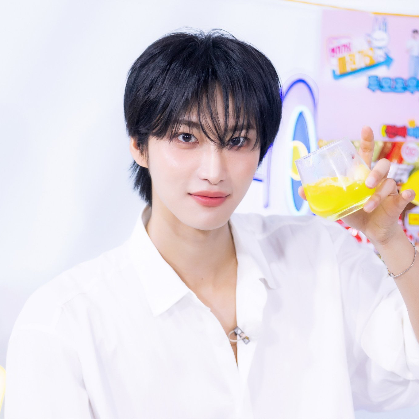 Behind-the-scenes cut of Seonghwa (ATEEZ)