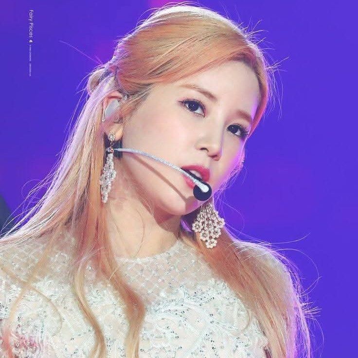 朴初珑 (Apink)的最新照片