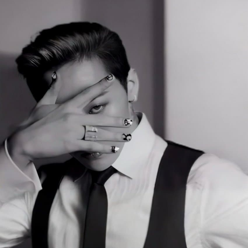 A moment captured by G-DRAGON (BIGBANG)'s fan