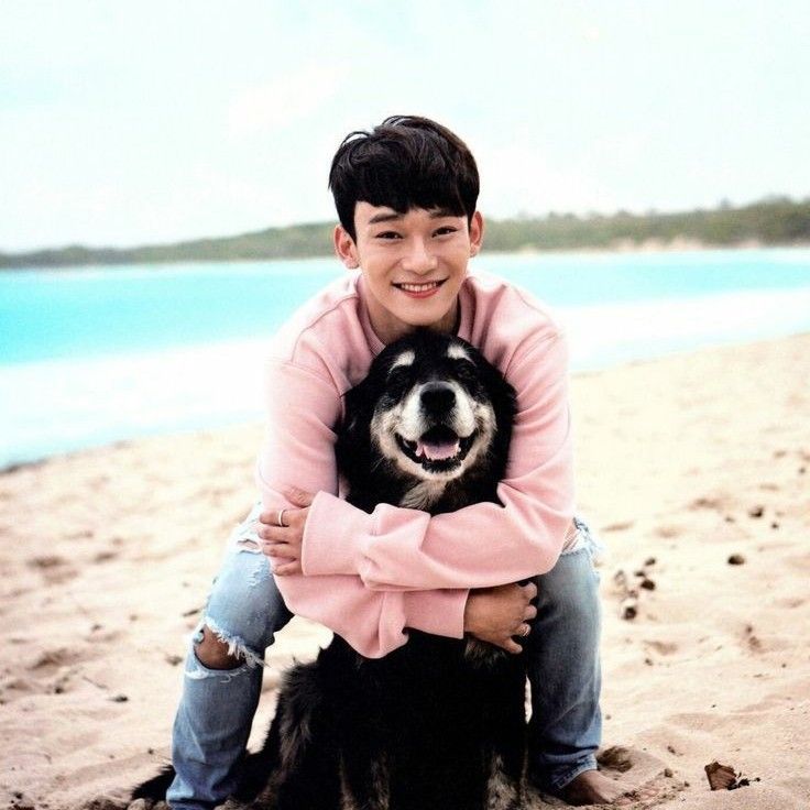 Latest photo of Chen (EXO)
