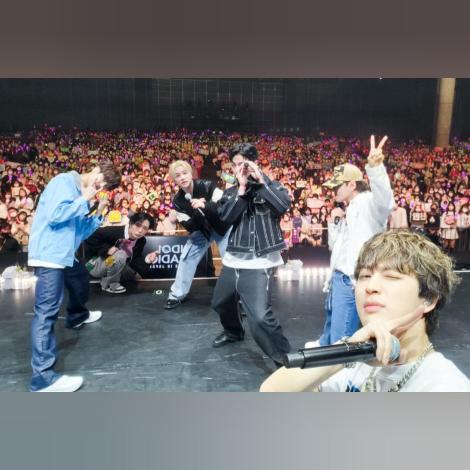 Latest photo of iKON