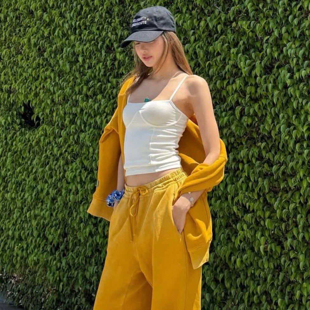 Latest photo of Lisa (BLACKPINK)