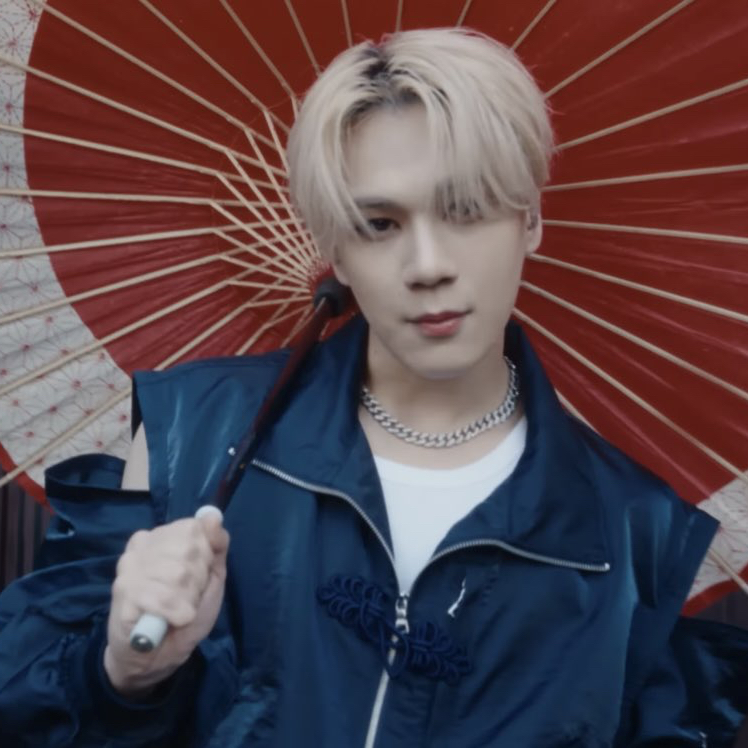 A moment captured by Mamehara Issei (JO1)'s fan