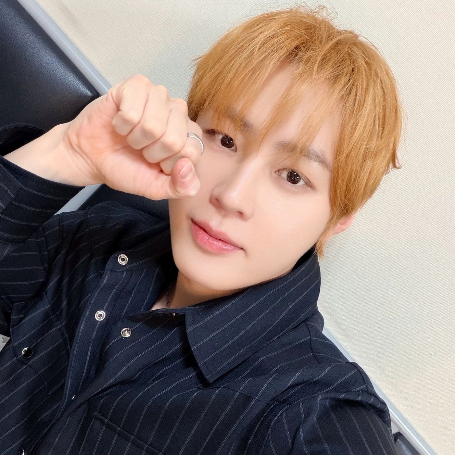 Potret di balik layar Ha Sungwoon