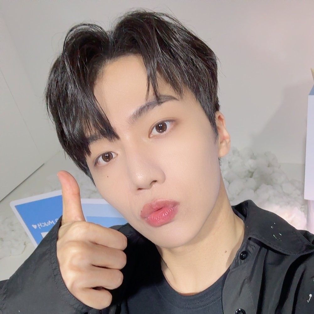 Latest photo of Jinho (PENTAGON)
