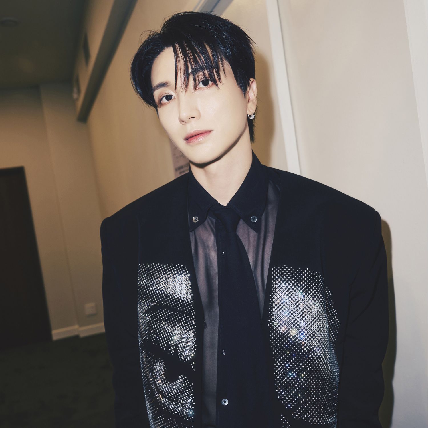 Behind-the-scenes cut of Leeteuk (Super Junior)