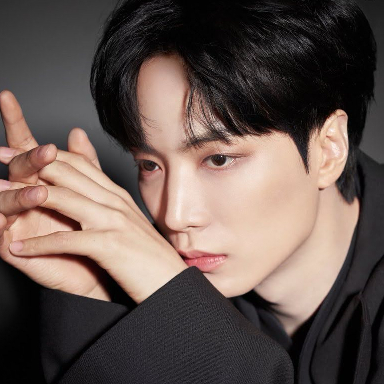Recent activity shot of Kim Jonghyeon