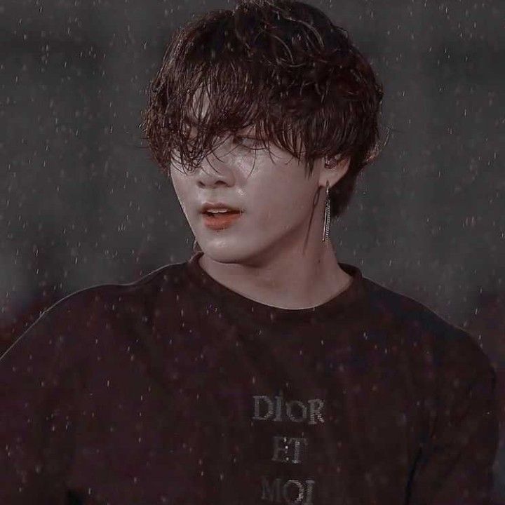 Latest photo of Jungkook (BTS)