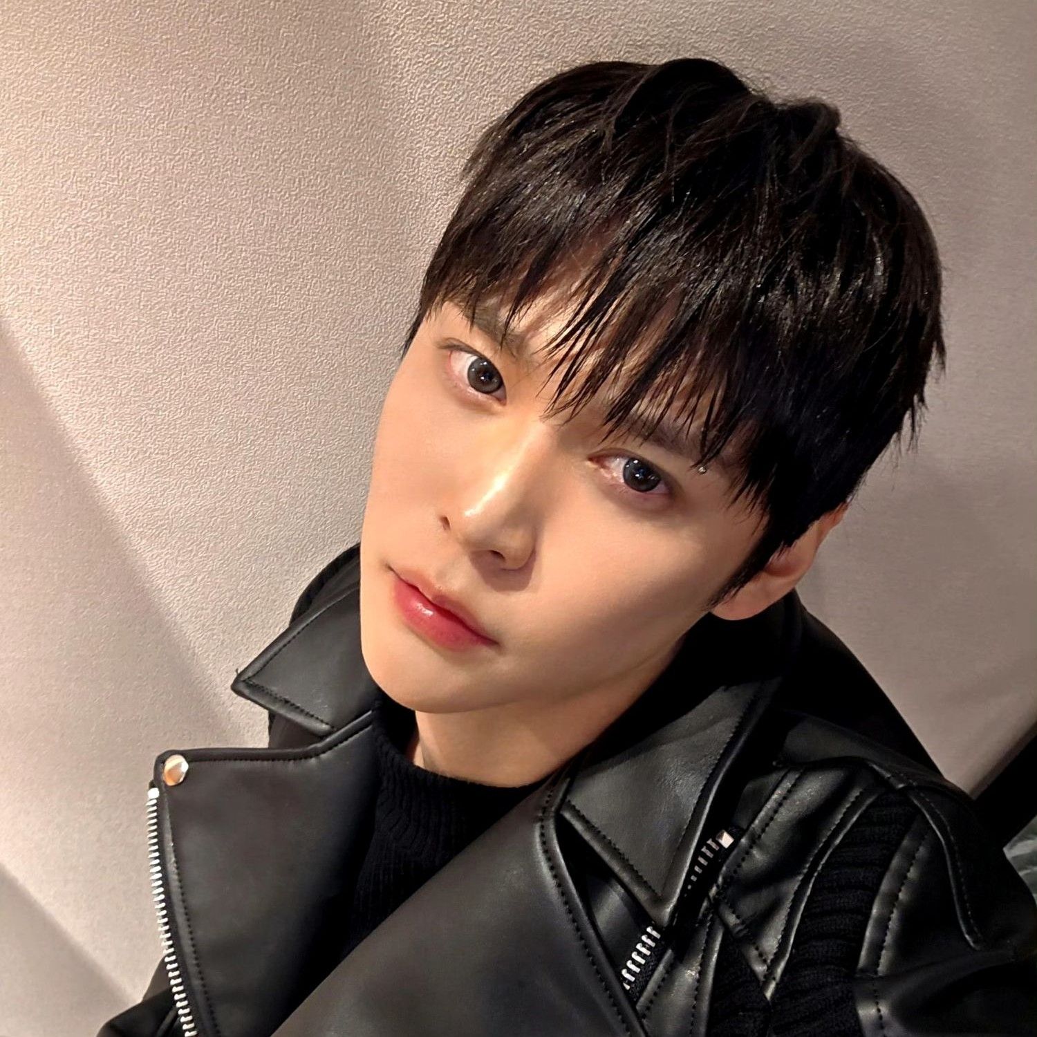 Recent activity shot of Eunseok (RIIZE)