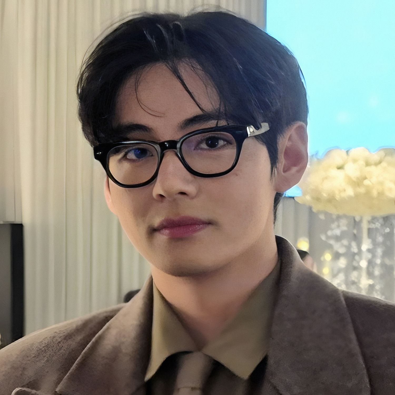 뷔 (방탄소년단) 최근 활동샷