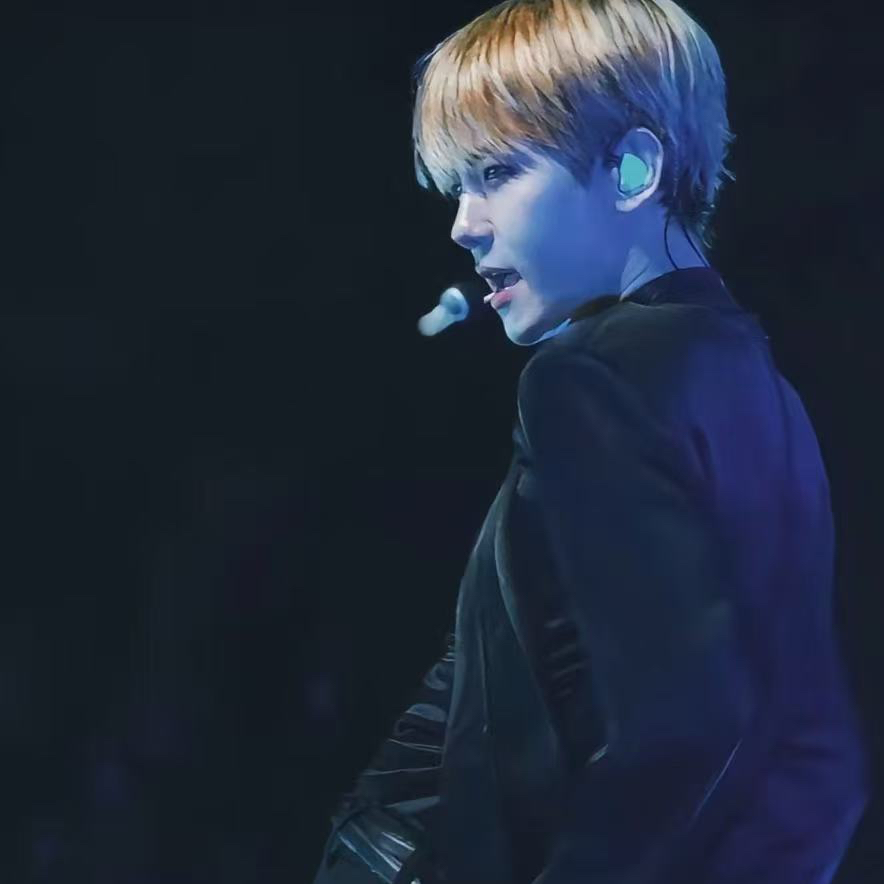 伯賢 (EXO)的最新活動照片