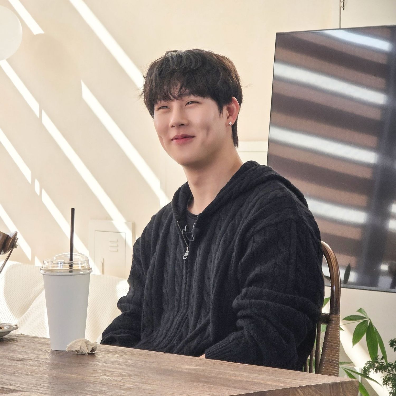 Recent activity shot of Joohoney (MONSTA X)