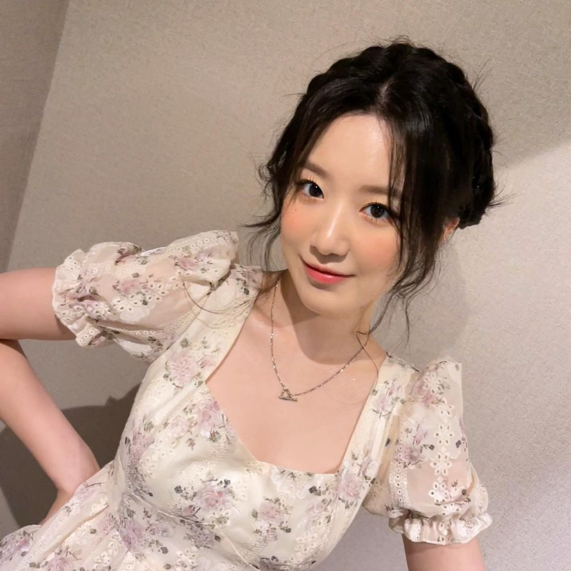 A moment captured by Shuhua (i-dle)'s fan