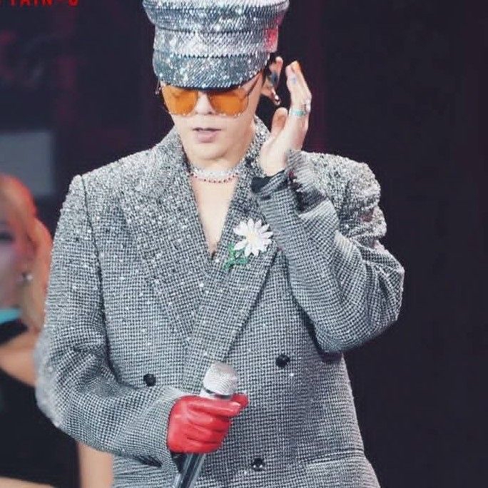 G-DRAGON (BIGBANG)の舞台裏ショット