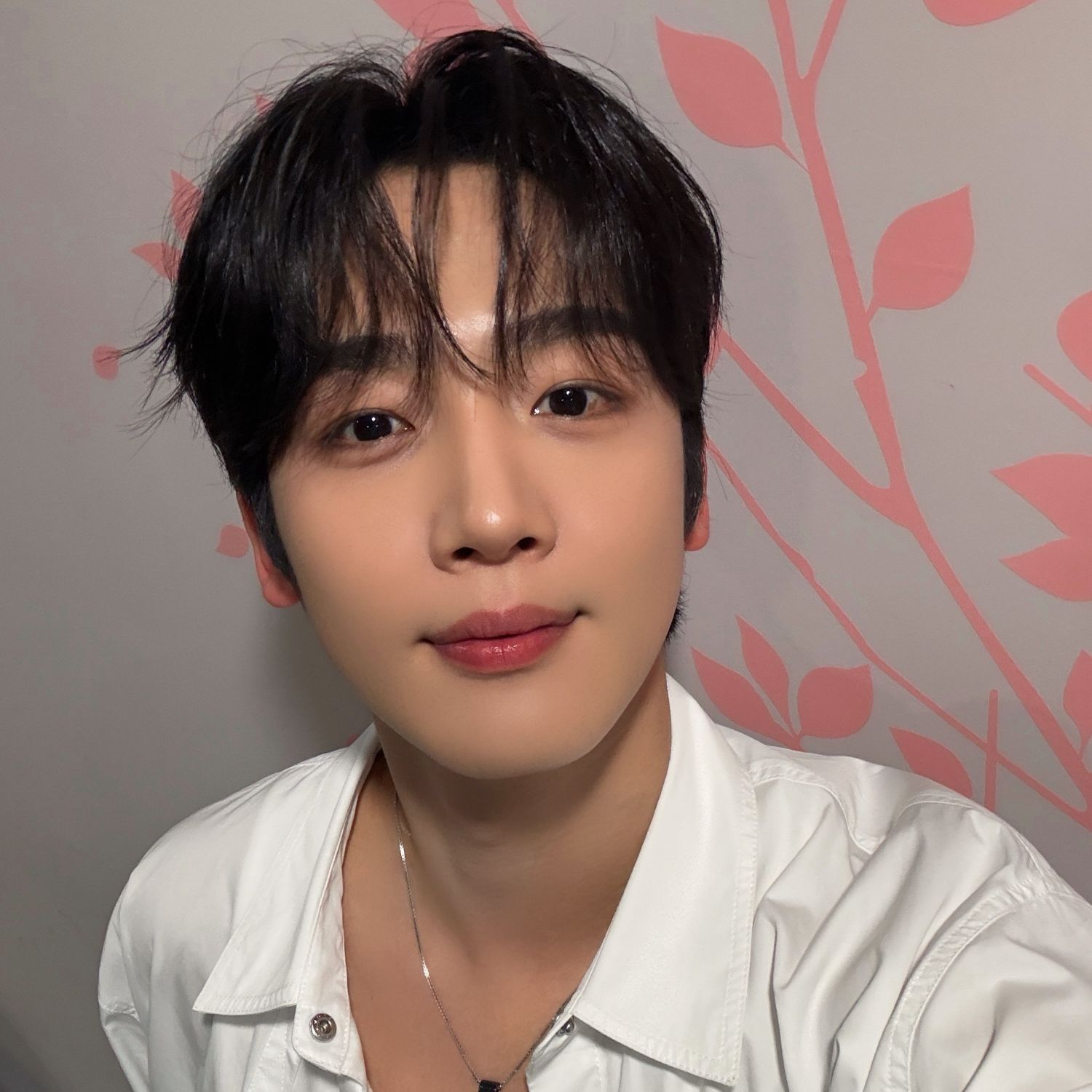 Latest photo of Kim Yohan (WEi)
