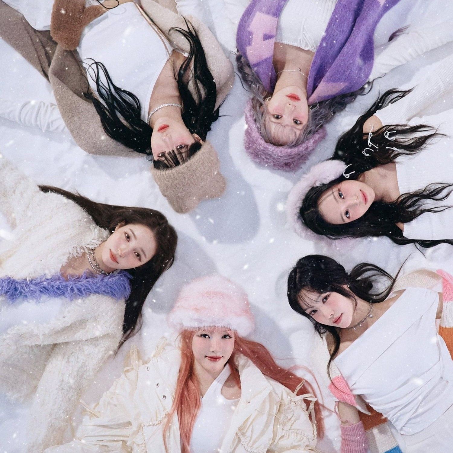 Behind-the-scenes cut of GFRIEND