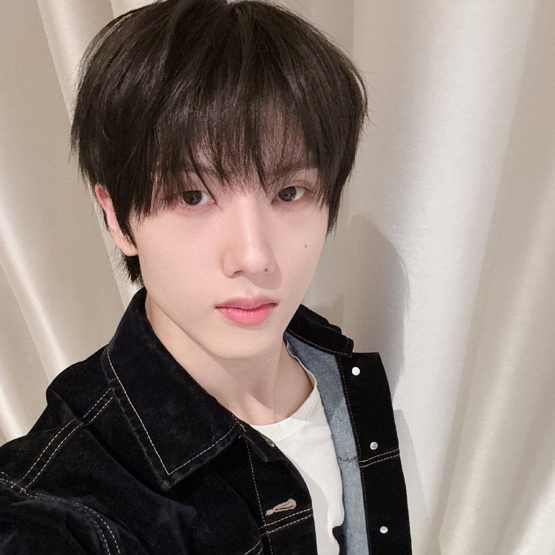 Behind-the-scenes cut of Jisung (NCT DREAM)