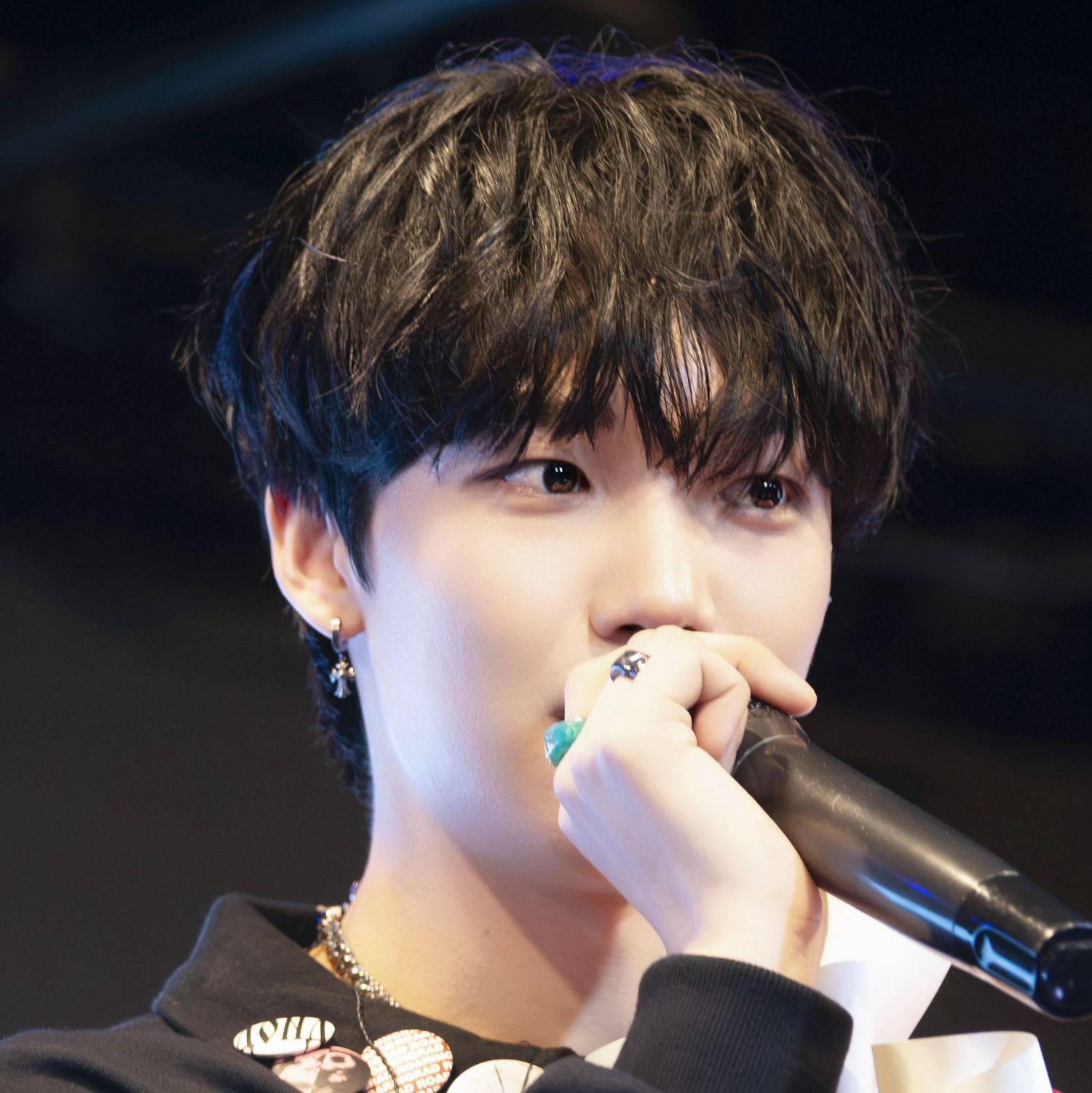 Behind-the-scenes cut of Lim Youngmin