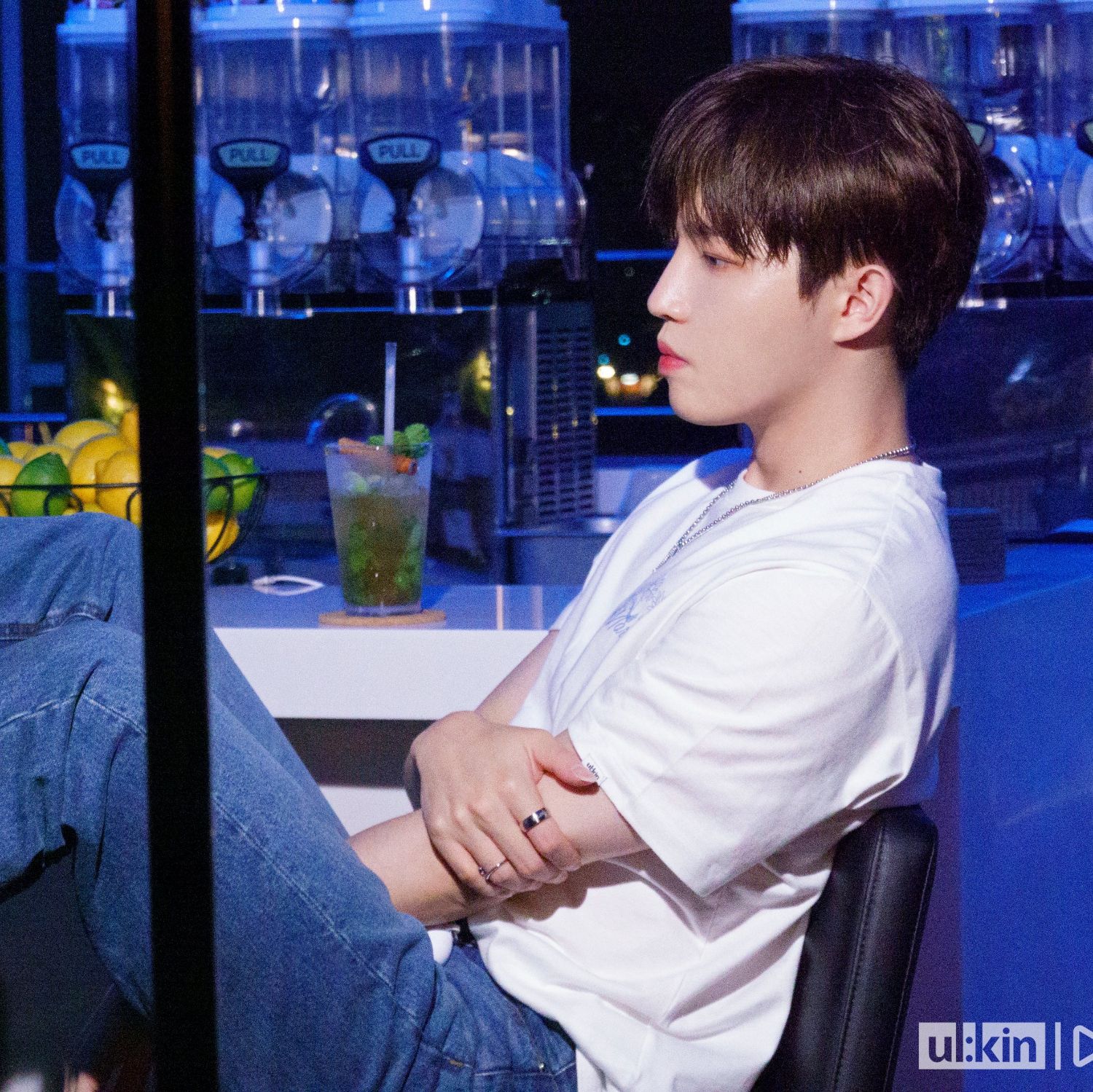 Behind-the-scenes cut of Kim Jaehwan