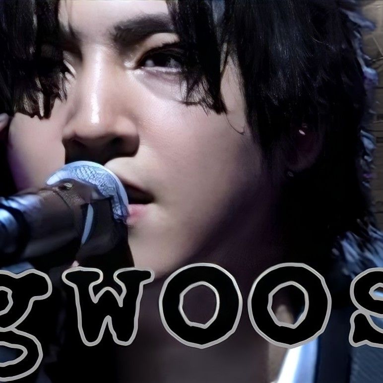 A moment captured by Wooseok (PENTAGON)'s fan