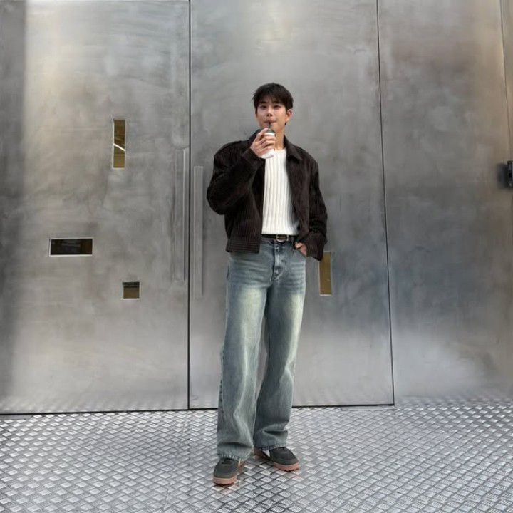 아스트로의 최신 사진