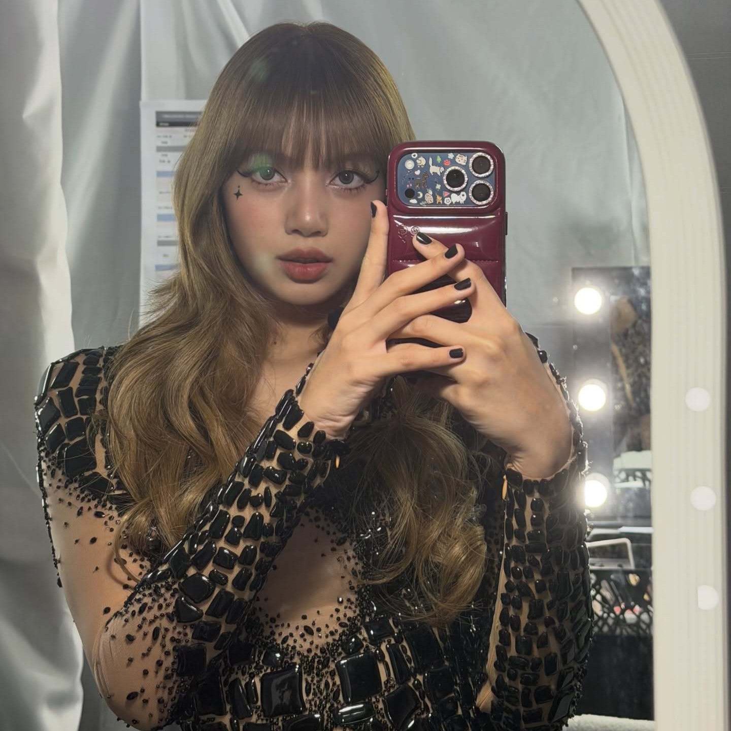 리사 (BLACKPINK) 최근 활동샷