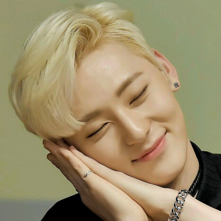 Recent activity shot of Hwang Minhyun