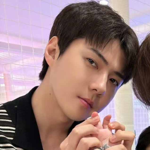 세훈 (EXO)의 최신 사진