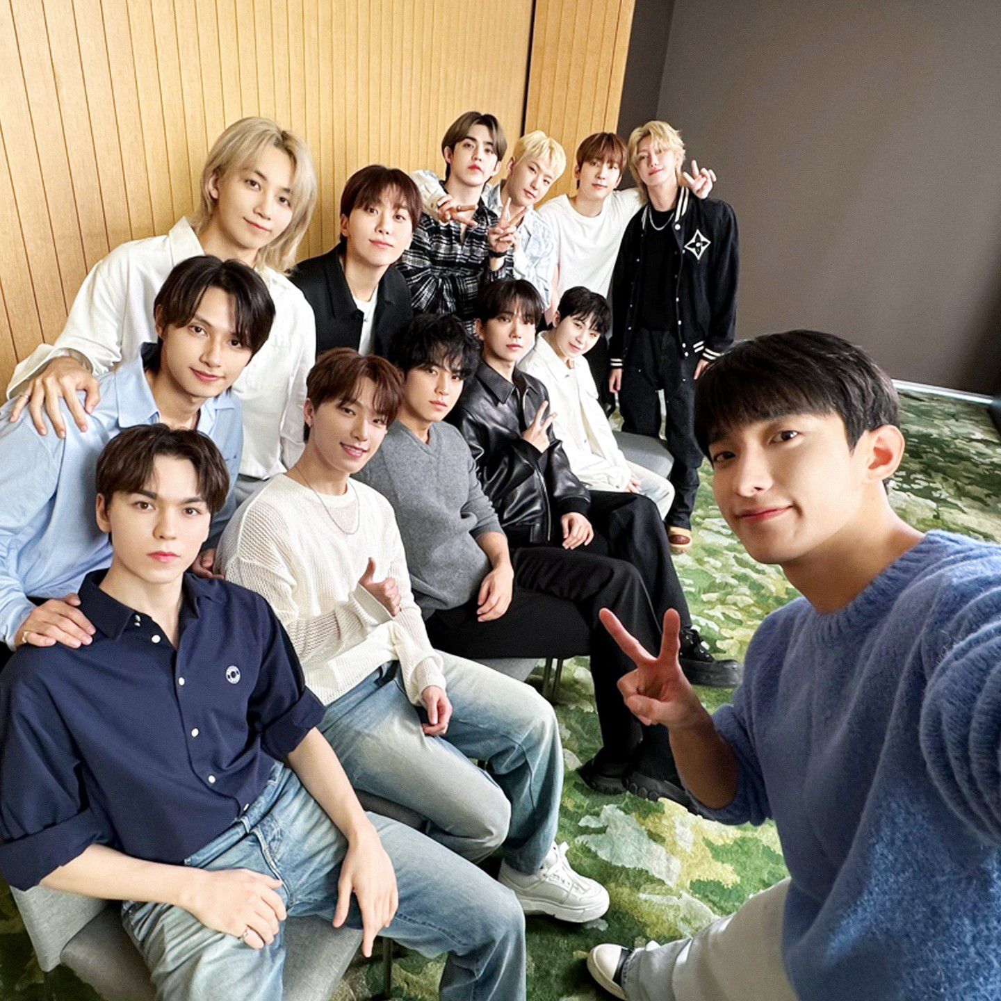 세븐틴의 비하인드 컷