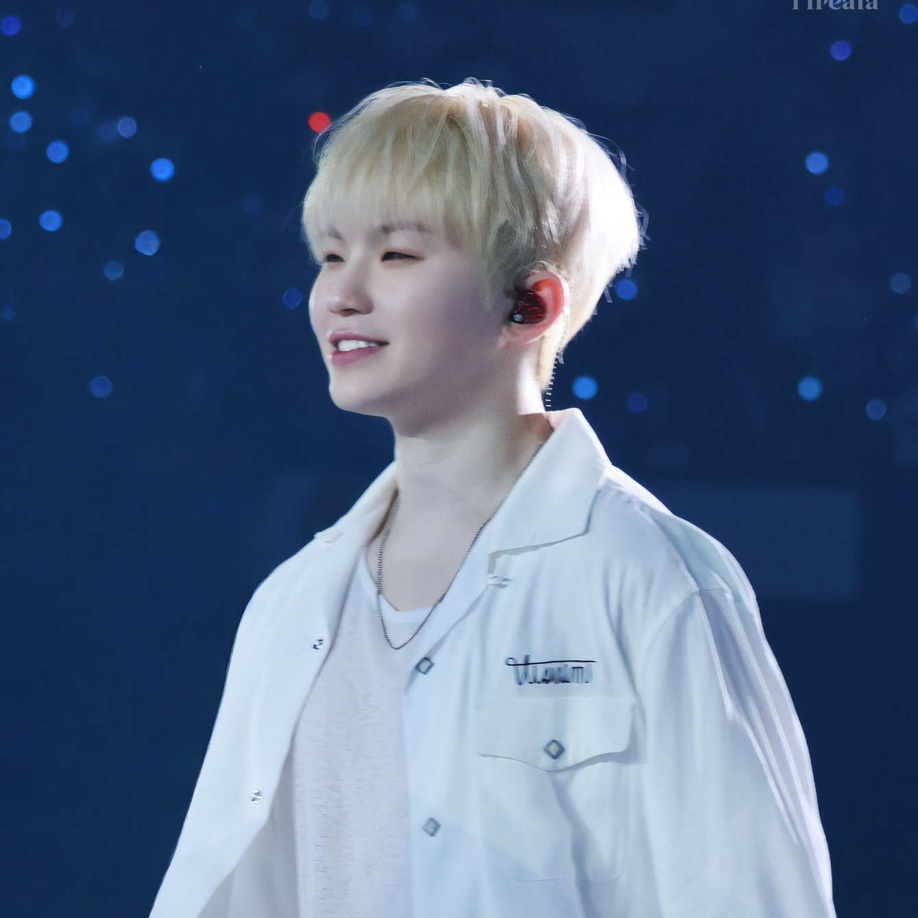 A moment captured by Woozi (SEVENTEEN)'s fan